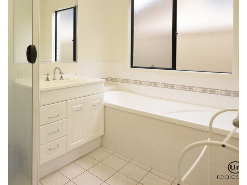 32 De Castella Drive, Boambee East NSW 2452