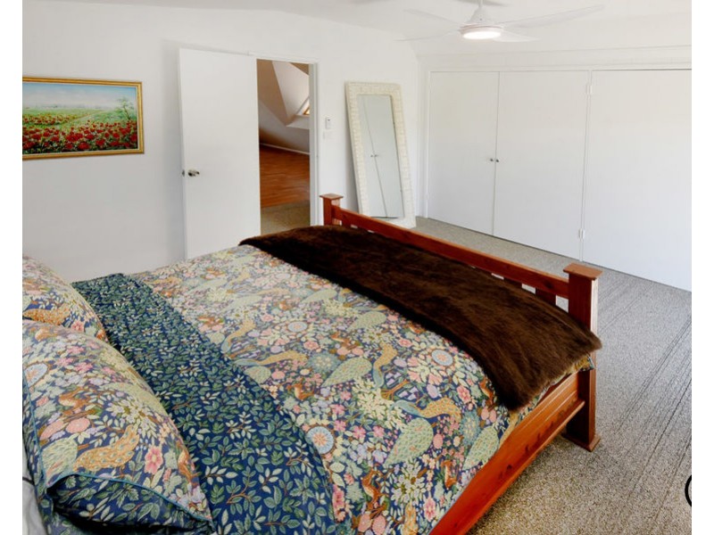24 Alexander Street, Nana Glen NSW 2450