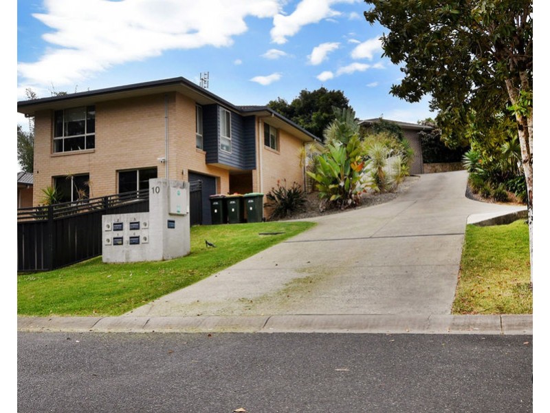 2/10 Bradbury Close, Boambee East NSW 2452