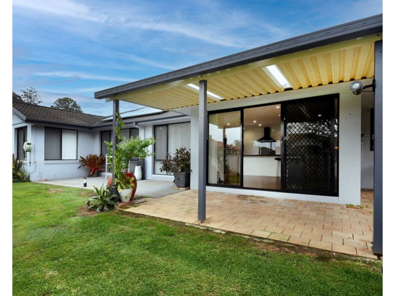 16 Red Cedar Drive, Coffs Harbour NSW 2450