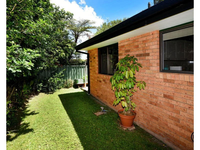 2/8 Playford Avenue, Boambee East NSW 2452