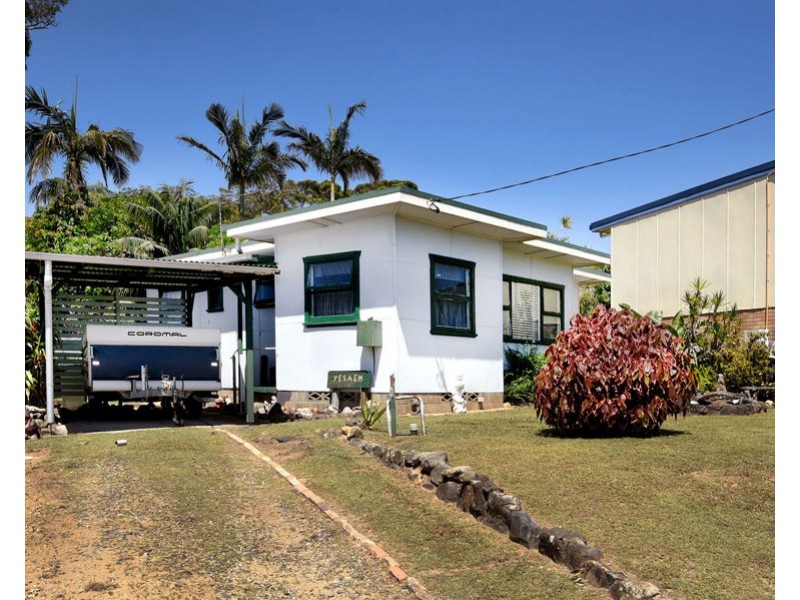 19 Rowley Street, Mylestom NSW 2454