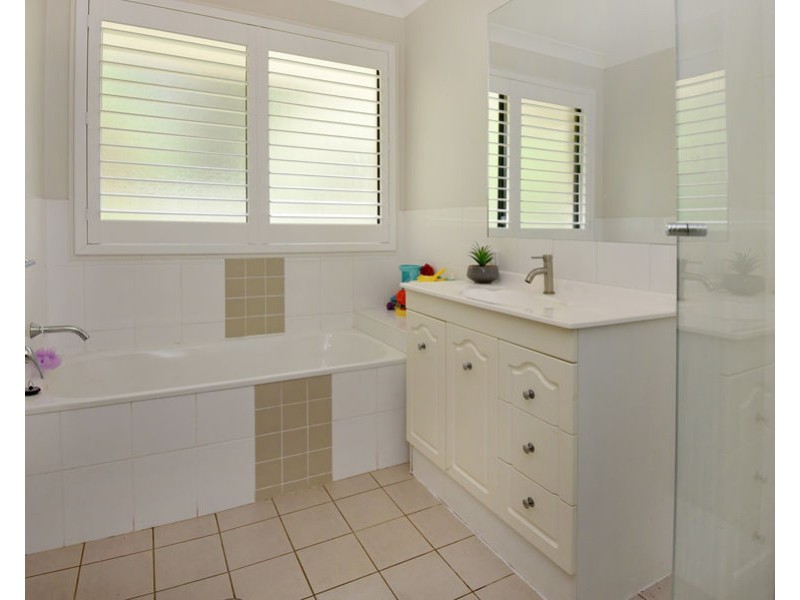 33 Worland Drive, Boambee East NSW 2452