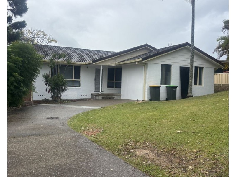 43 Wedgetail Crescent, Boambee East NSW 2452