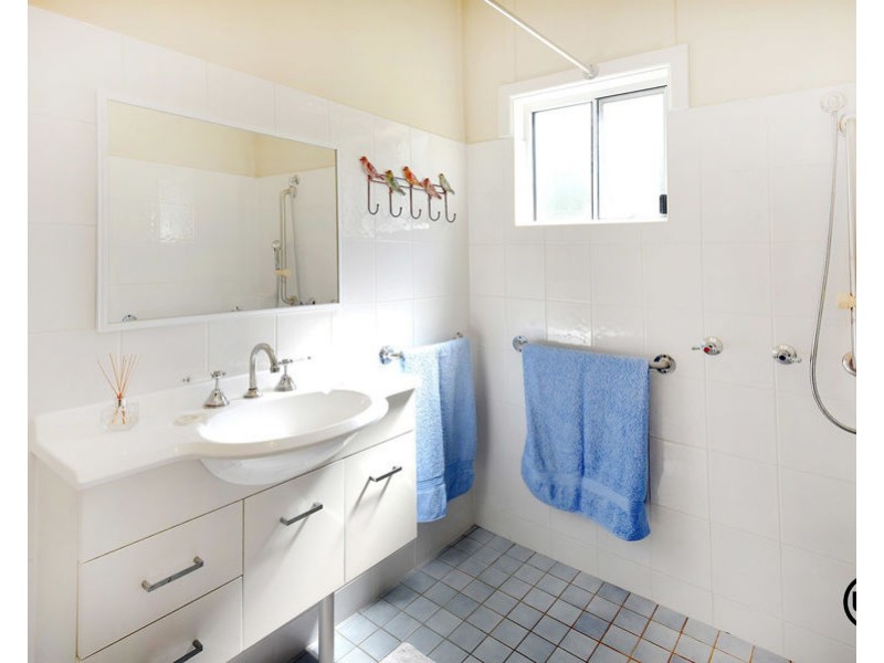 462B Pine Creek Way, Bonville NSW 2441
