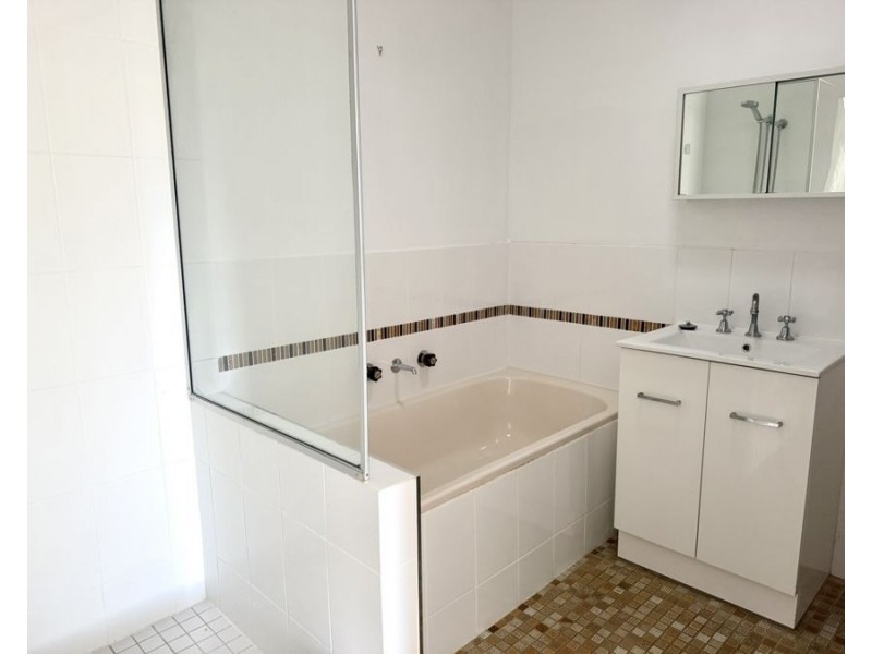 2/27 Bent Street, Coffs Harbour NSW 2450