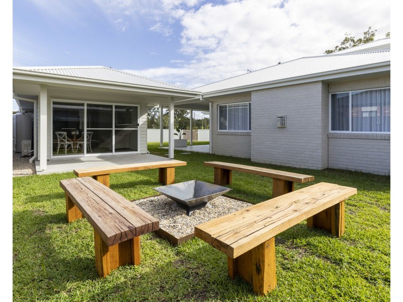 51-51A Moonee Creek Drive, Moonee Beach NSW 2450