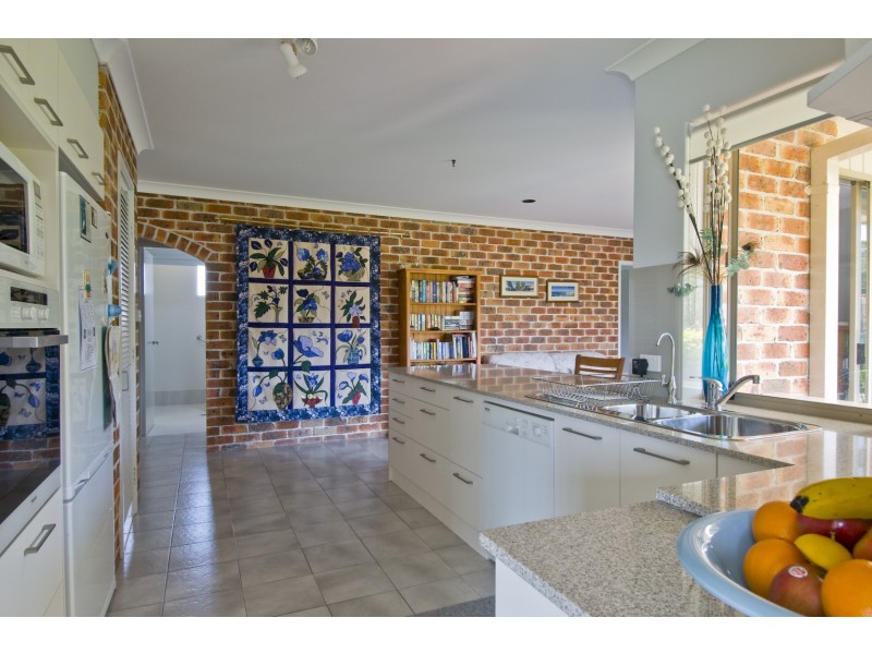 16 Moller Drive, Sawtell NSW 2452