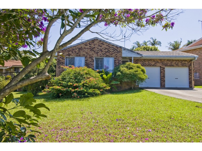 11 Cuthbert Street, Boambee East NSW 2452