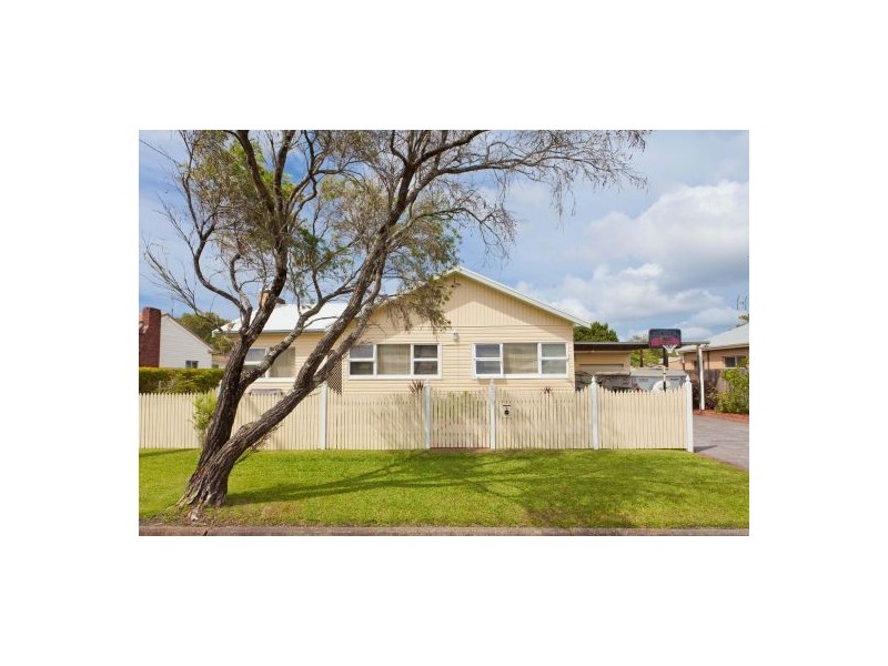 9 Seventh Avenue, Sawtell NSW 2452