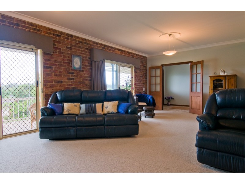 18 Feran Close, Coffs Harbour NSW 2450