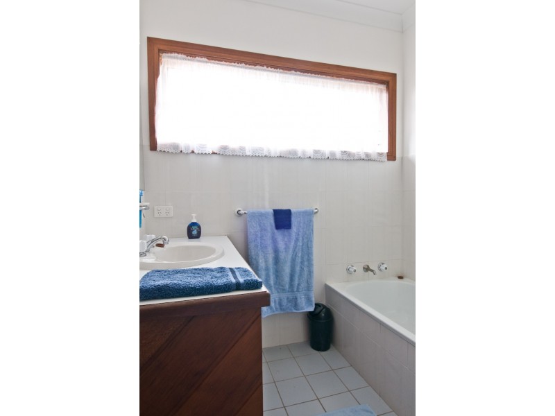 18 Feran Close, Coffs Harbour NSW 2450