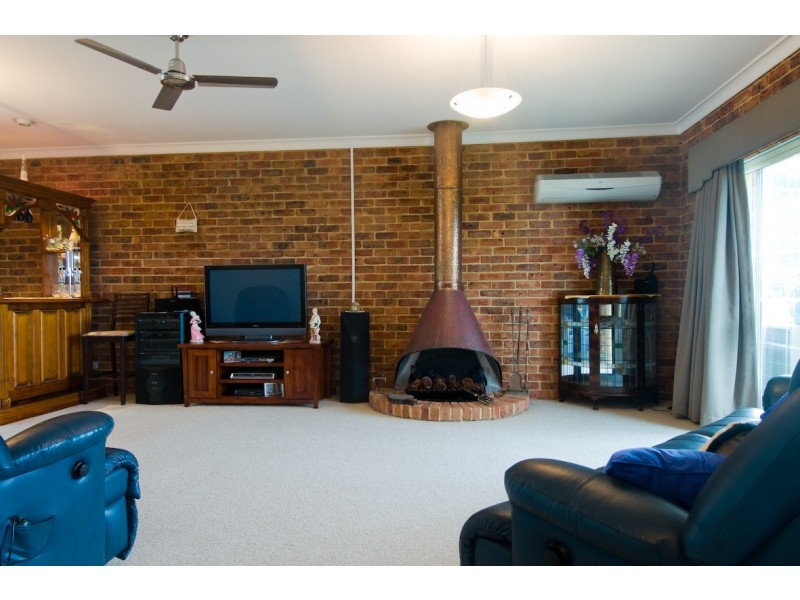 18 Feran Close, Coffs Harbour NSW 2450