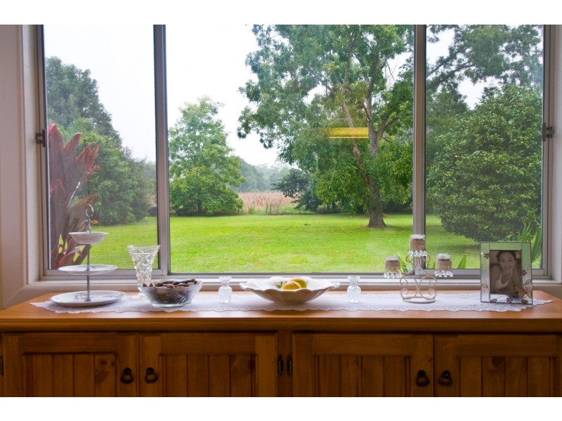 367 Pine Creek Way, Bonville NSW 2441