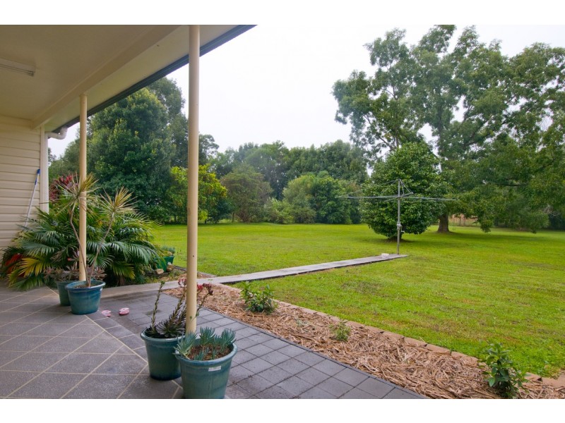 367 Pine Creek Way, Bonville NSW 2441