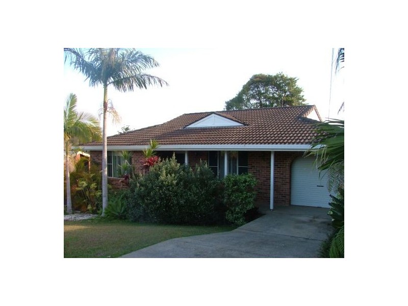 15 Playford Avenue Boambee East, Boambee East NSW 2452