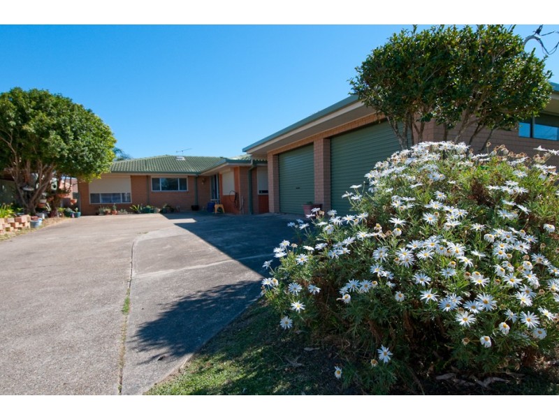 171 Lyons Road, Sawtell NSW 2452