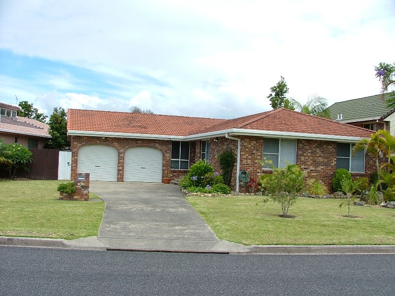 68 Pearce Drive, Coffs Harbour NSW 2450
