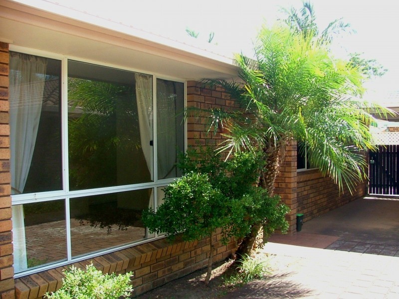 2/10 McFadyn Street, Toormina NSW 2452