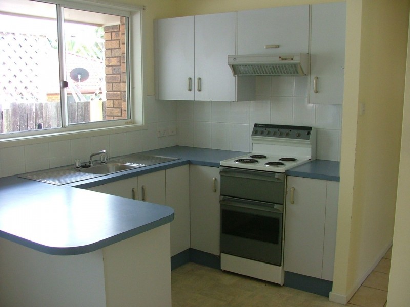 2/10 McFadyn Street, Toormina NSW 2452