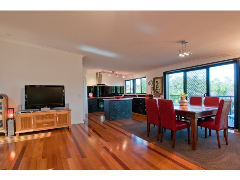 76 Pearce Drive, Coffs Harbour NSW 2450
