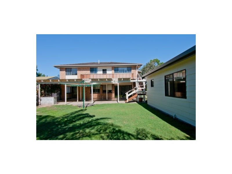 4 Azalea Avenue, Mylestom NSW 2454