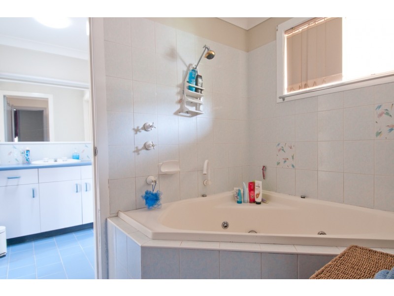 68 Pearce Drive, Coffs Harbour NSW 2450