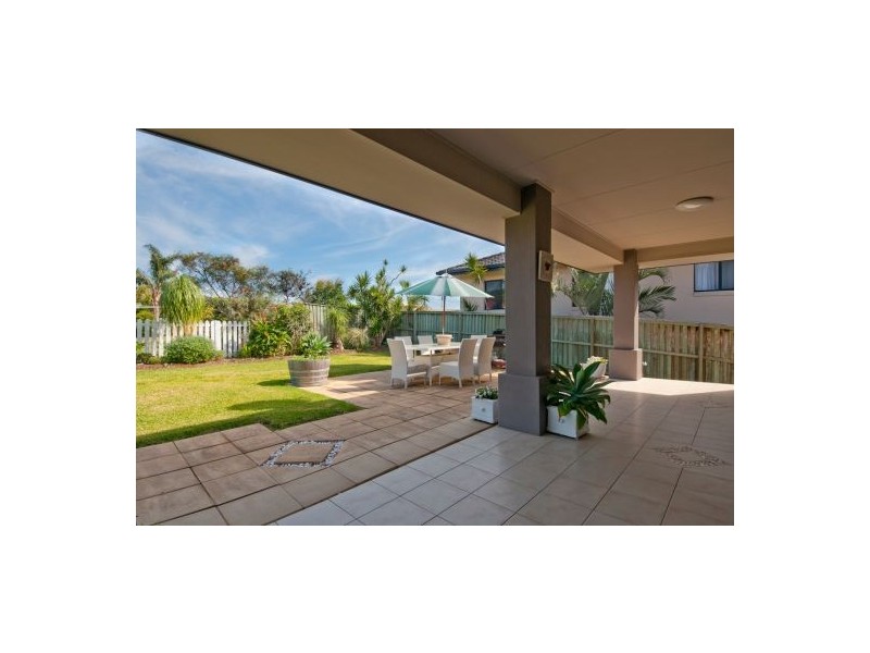 9 Leigh James Place, Woolgoolga NSW 2456