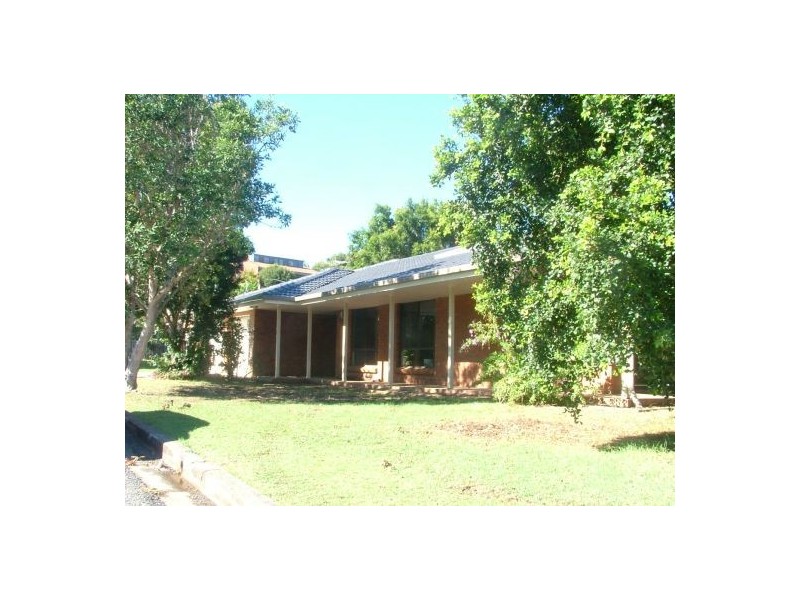 2 Tom Albert Place, Sawtell NSW 2452