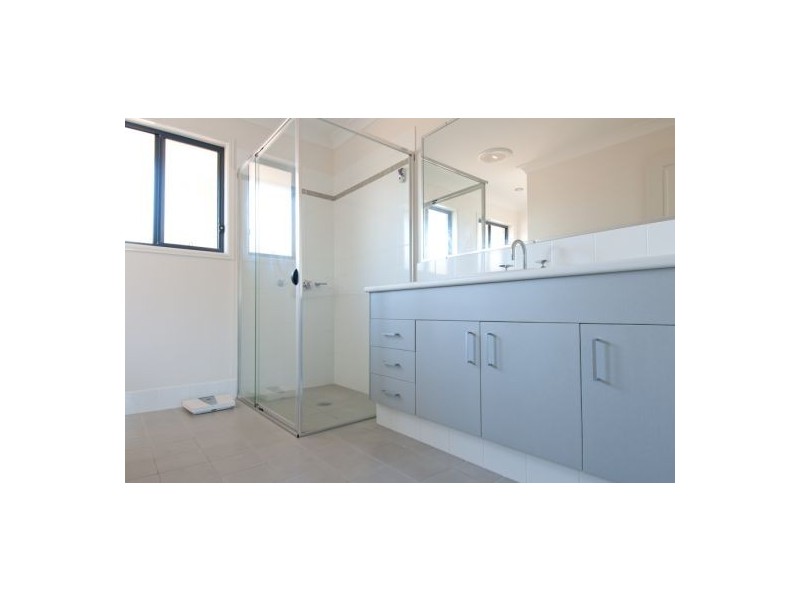 8 Farrell Close, Bonville NSW 2441