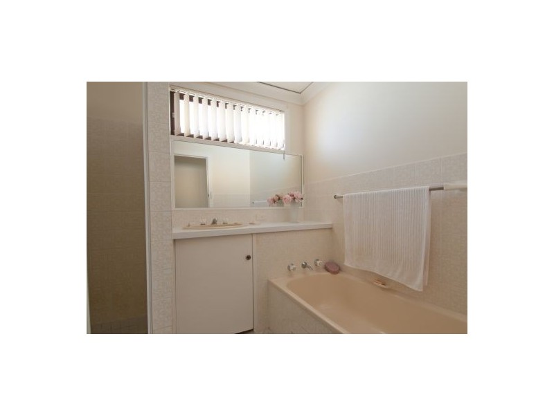 12 Jemalong Crescent, Toormina NSW 2452