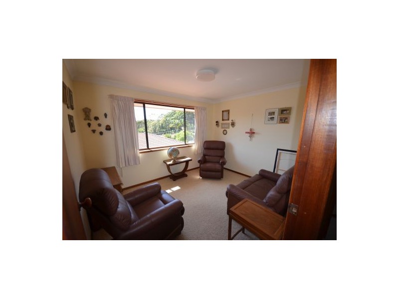 2 Dewing Close, Toormina NSW 2452