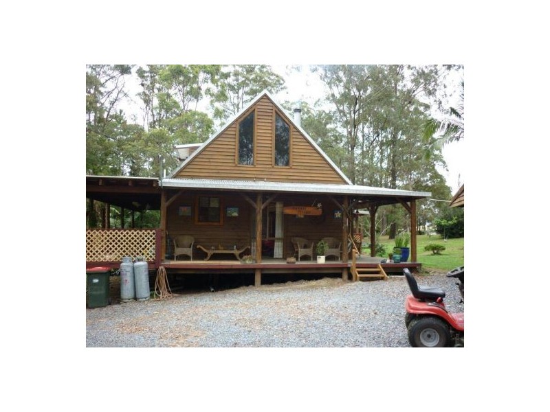 16 Kingfisher Avenue, Glenreagh NSW 2450