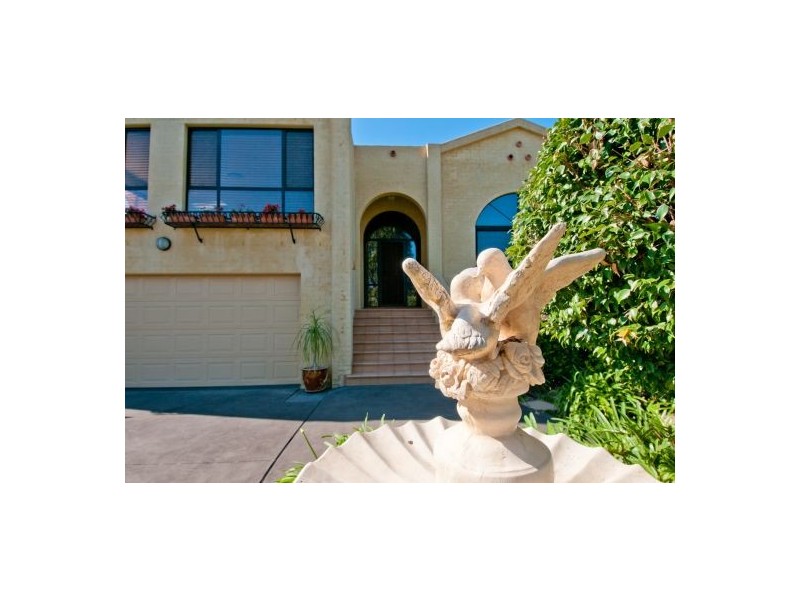 21 Bluewater Place, Sapphire Beach NSW 2450