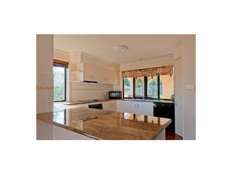 21 Bluewater Place, Sapphire Beach NSW 2450