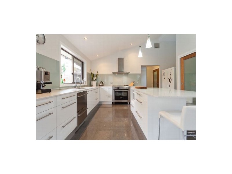 6 Cunningham Crescent, Sawtell NSW 2452