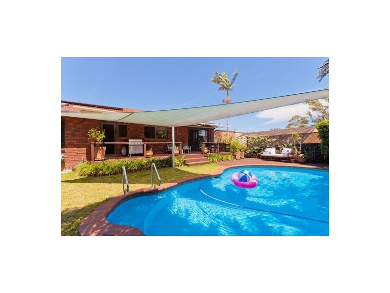 6 Cunningham Crescent, Sawtell NSW 2452