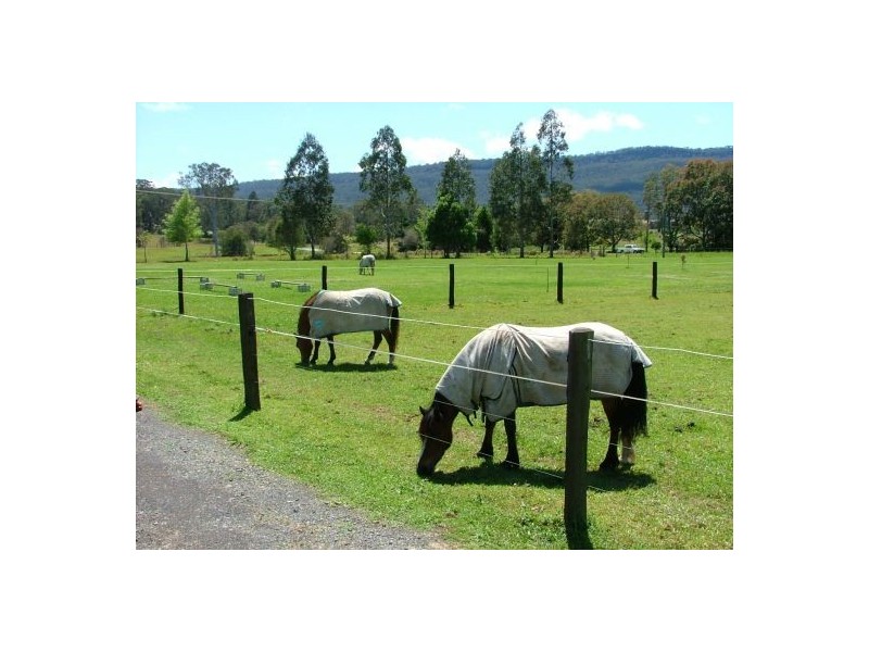 10 Cowling Close, Nana Glen NSW 2450