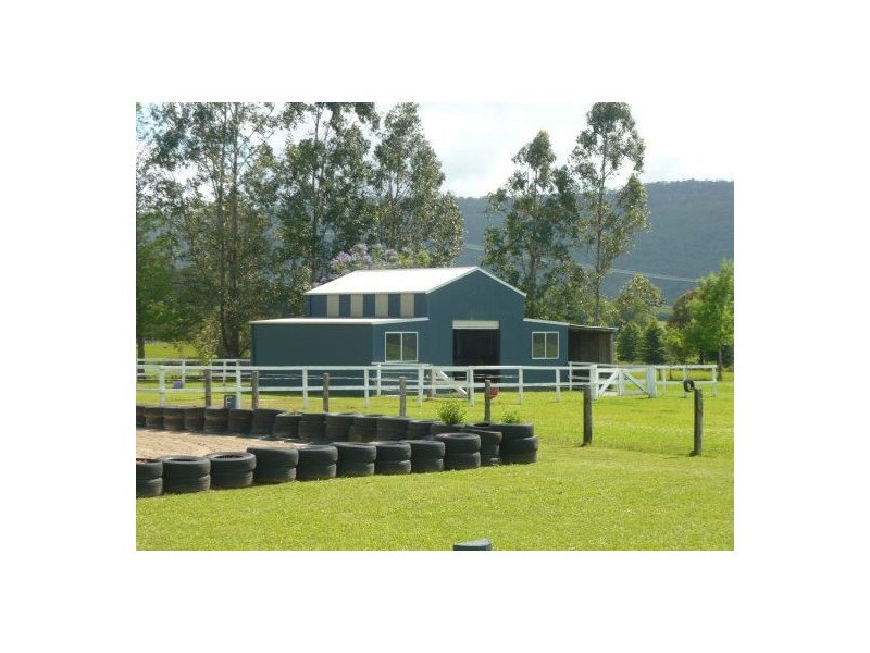 10 Cowling Close, Nana Glen NSW 2450