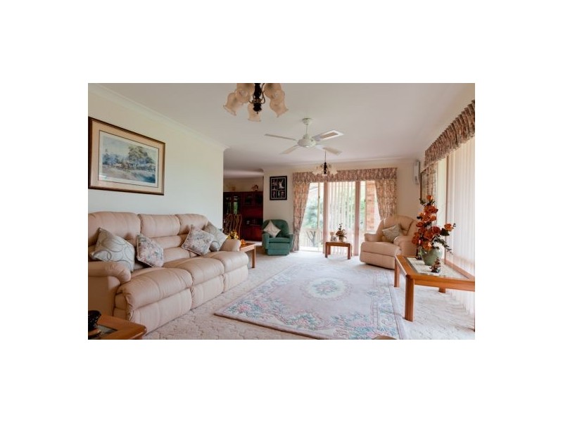 10 Stefan Close, Emerald Beach NSW 2456