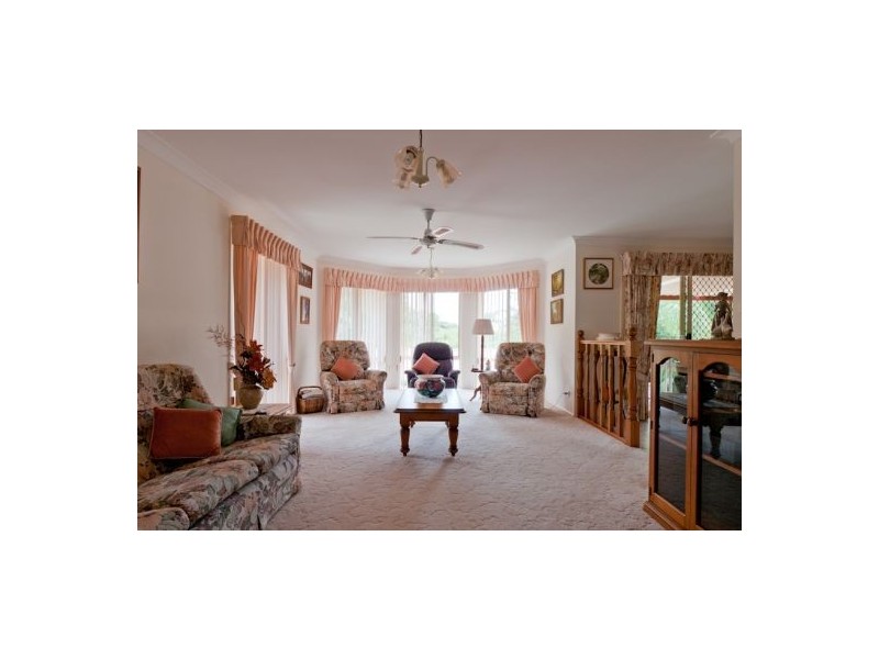 10 Stefan Close, Emerald Beach NSW 2456