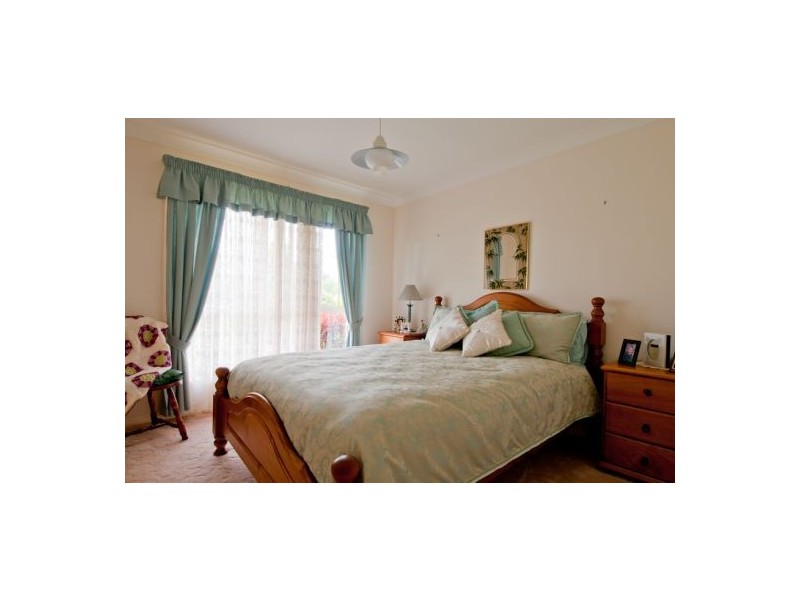 10 Stefan Close, Emerald Beach NSW 2456