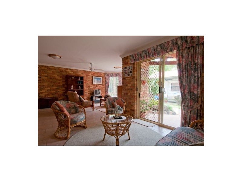 10 Stefan Close, Emerald Beach NSW 2456