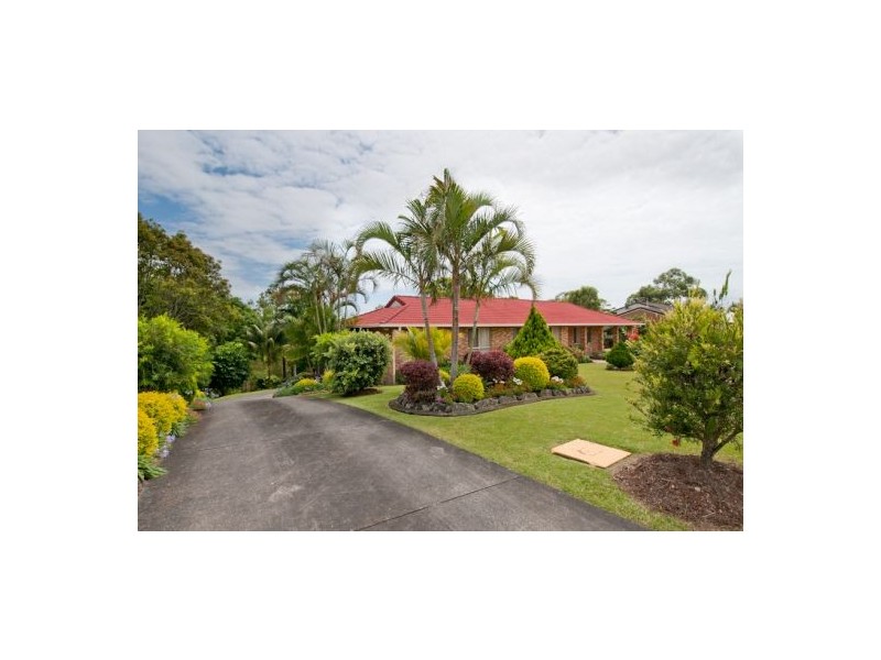 10 Stefan Close, Emerald Beach NSW 2456