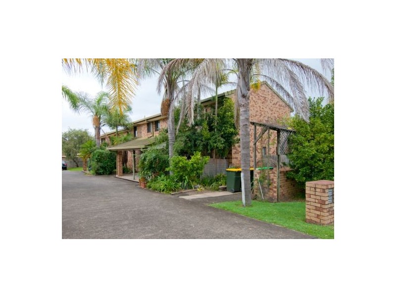 2/23 Lalaguli Drive, Toormina NSW 2452