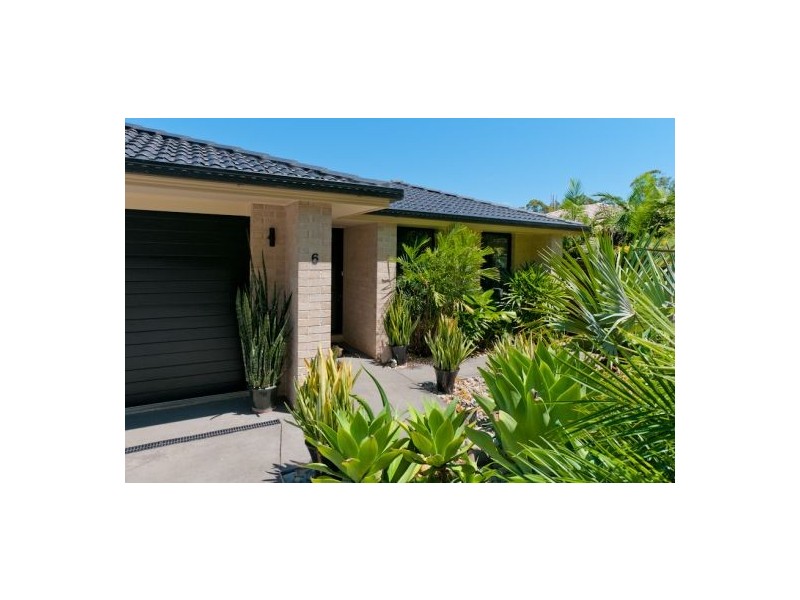 6 Paddymelon Circuit, Bonville NSW 2441