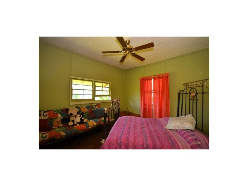 6 Grafton Street, Nana Glen NSW 2450