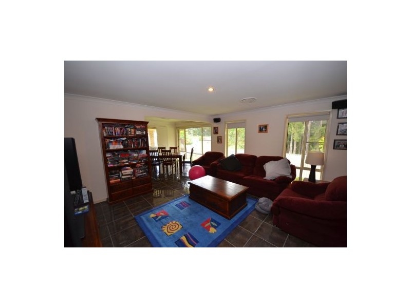 2 Farrell Close, Bonville NSW 2441