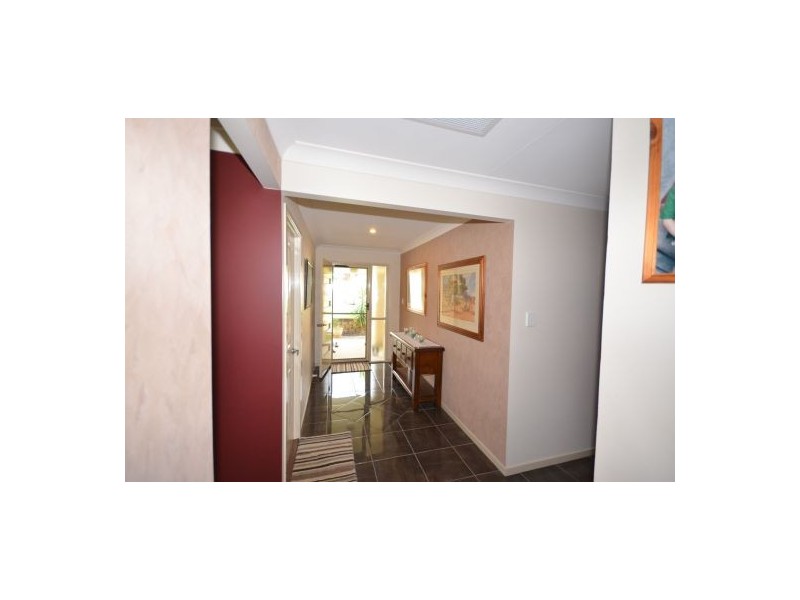 2 Farrell Close, Bonville NSW 2441