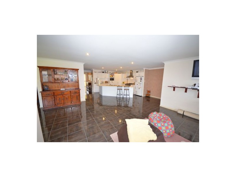 2 Farrell Close, Bonville NSW 2441